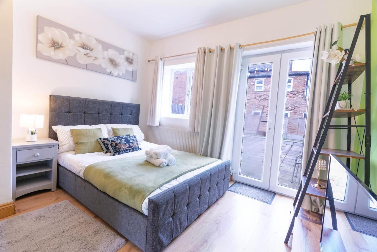 090 Beautiful 1 Bedroom Flat Near Luton Town And Station Eksteriør billede